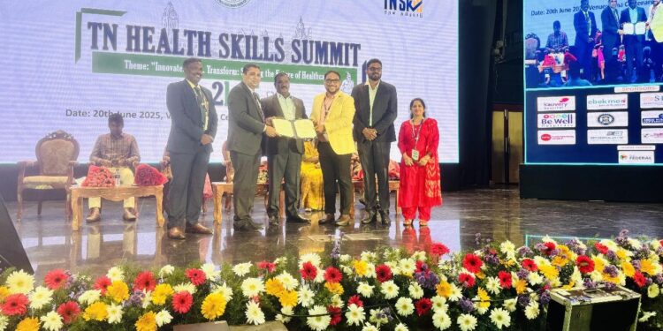 Tamilnadu Nurses International Jobs: तमिलनाडु की नर्सों के लिए गोल्डन मौका! अब UK, US समेत 5 देशों में फ्री में नौकरी का सपना होगा साकार