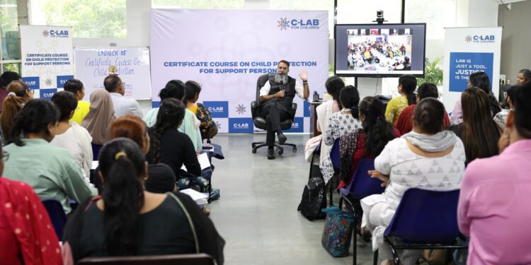 बाल यौन शोषण पीड़ित बच्चों को मिलेगा बड़ा सहारा! सी-लैब ने शुरू किया देश का पहला ‘सपोर्ट पर्सन’ सर्टिफिकेट कोर्स