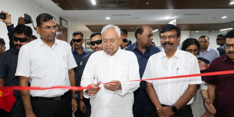 Nitish Kumar News: नीतीश कुमार ने किया ‘बापू टावर’ का उद्घाटन, गांधीजी की विरासत को देखने उमड़ी भीड़! जानिए क्या है खास