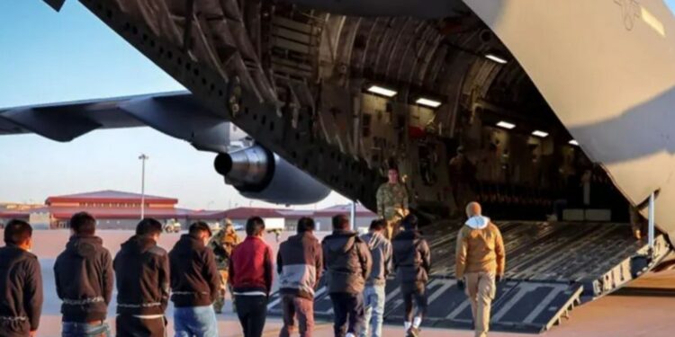 NRI Data 2025: America बना भारतीय प्रवासियों की पहली पसंद! जानिए क्यों UAE और Malaysia भी टॉप में