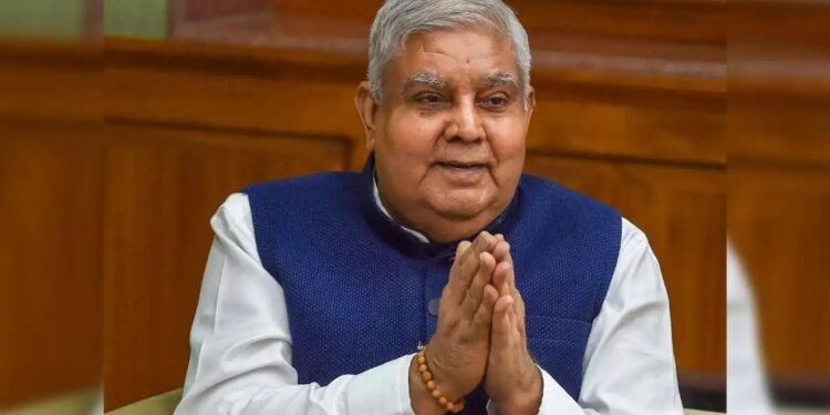 संसदीय शून्यता या रणनीतिक संकेत: उपराष्ट्रपति का रहस्यमय इस्तीफ़ा