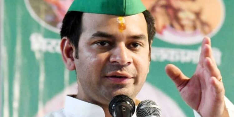 Bihar Politics: चुनाव से पहले तेज प्रताप यादव का दावा – मेरी छवि खराब करने में लगा गिरोह