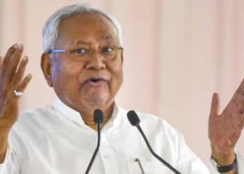 नीतीश कुमार का बड़ा ऐलान! महिलाओं को 35% नौकरी आरक्षण, युवाओं को लाखों रोजगार और इंटर्नशिप