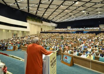 मोहन भागवत बोले: अंतरराष्ट्रीय व्यापार दबाव में नहीं, केवल स्वेच्छा से होना चाहिए; संघ का कार्य सात्त्विक प्रेम पर आधारित