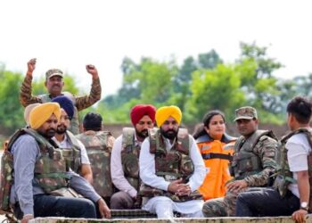 Punjab Flood Relief: ‘ऑपरेशन राहत’ ने बदली तस्वीर! मंत्रियों ने खुद संभाली कमान, हर गाँव तक पहुँची मदद