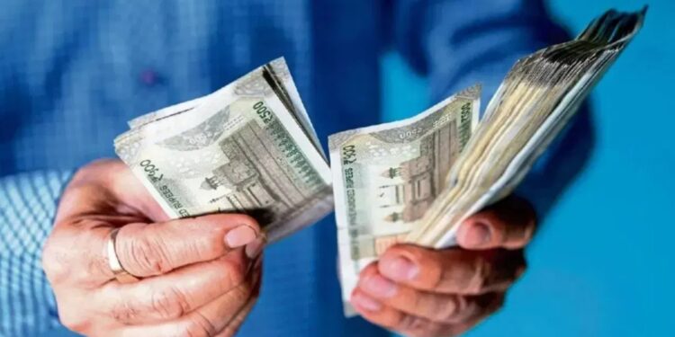 7th Pay Commission: अक्टूबर में मोदी सरकार का बड़ा तोहफा! केंद्रीय कर्मचारियों का DA बढ़कर 58%, मिलेगा 3 महीने का एरियर