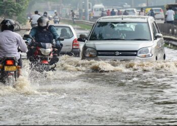 Monsoon Updates: उत्तर भारत में बाढ़ का कहर, राजस्थान में 108 साल का रिकॉर्ड टूटा, यूपी-पंजाब के हालात बिगड़े