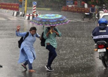 UP Weather Alert: 16 सितंबर को पूर्वी-मध्य यूपी में भारी बारिश का अलर्ट, लखनऊ समेत कई जिलों में चेतावनी