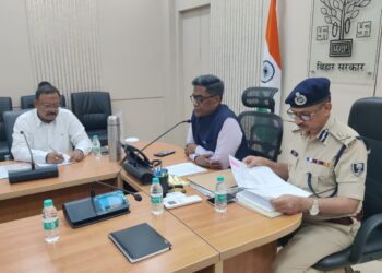 Durga Puja 2025: बिहार सरकार अलर्ट! 16,000 पंडालों पर CCTV, DJ बैन और नेपाल बॉर्डर तक हाई सिक्योरिटी प्लान