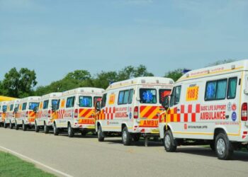 Punjab Ambulance Service: मान सरकार ने जोड़ी 371 हाई-टेक एम्बुलेंस, बाढ़ में बनीं ‘बोट एम्बुलेंस’