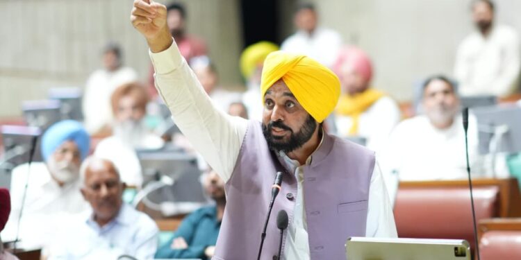 पंजाब को मिला सिर्फ ₹1600 करोड़, जबकि बिहार को ₹7500 करोड़! भगवंत मान ने मोदी सरकार पर बोला जोरदार हमला