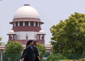 SC का बड़ा फैसला: शिक्षक सेवा और प्रमोशन के लिए अब अनिवार्य होगा TET, जानें किसे मिली राहत