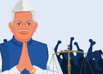 जब अफ़सर भाषण देने लगें, और सरकार पीछे हट जाए