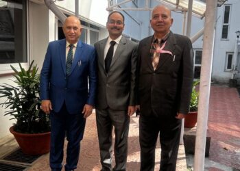 12 साल के उपवास के साथ संयुक्त निदेशक की विदाई ! बिना प्रमोशन और पेंशन के रिटायर हुए हरेन्द्र प्रताप !