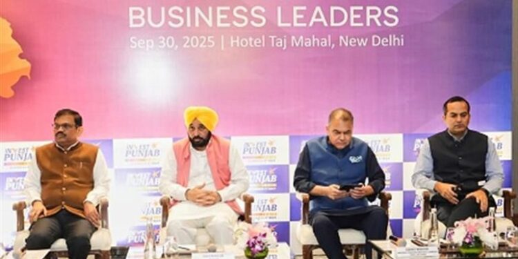 पंजाब में निवेश की आंधी! मान सरकार के तहत पंजाब को मिली नई उड़ान!” शिवा टेक्सफैब्स ने किया 815 करोड़ का निवेश