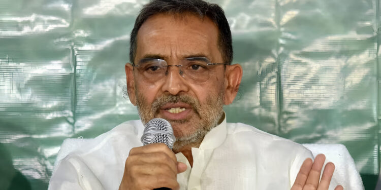 Bihar Elections 2025: एनडीए में बढ़ी टेंशन! सीट बंटवारे पर उपेंद्र कुशवाहा नाराज़, रातभर चली सियासी बैठक