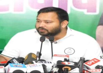 Bihar Elections 2025: तेजस्वी यादव बोले– 14 को आएंगे नतीजे, 18 को होगी शपथ! NDA के पसीने छूट रहे हैं