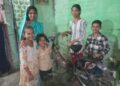 मुजफ्फरपुर की कीर्ति को मिली साइकिल, सोशल मीडिया से जुड़ी इंसानियत की ये मिसाल दिल छू लेगी