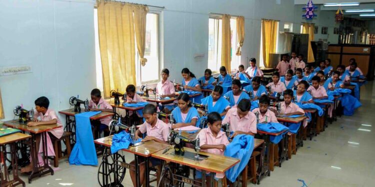 मान सरकार का बड़ा कदम: अब पंजाब के स्कूलों में डिग्री के साथ मिलेगा ‘कमाई का हुनर’