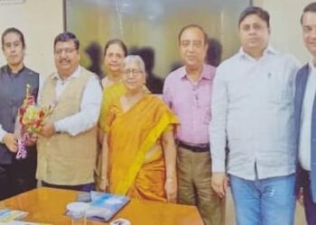 देश में शिक्षा के पतन की पोल खोल रही बापूराव की पुस्तक !