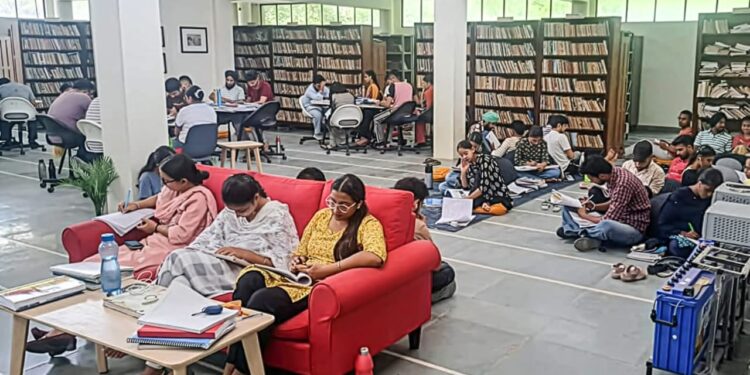 Punjab News: अबोहर की ‘आभा लाइब्रेरी’ समेत 275 आधुनिक पुस्तकालय तैयार, ग्रामीण इलाकों में बदला पढ़ाई का ढांचा