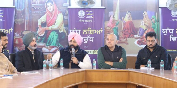 नशों के खिलाफ निर्णायक लड़ाई: स्कूल बनेंगे पहली सुरक्षा पंक्ति, नया पाठ्यक्रम और ध्यान सत्र शुरू