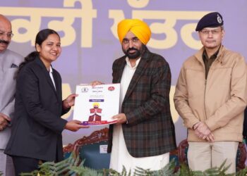 भगवंत मान सरकार का रिकॉर्ड: 16 मार्च 2022 से रोज़ औसतन 45 युवाओं को मिली सरकारी नौकरी, 1,746 कांस्टेबलों को नियुक्ति पत्र