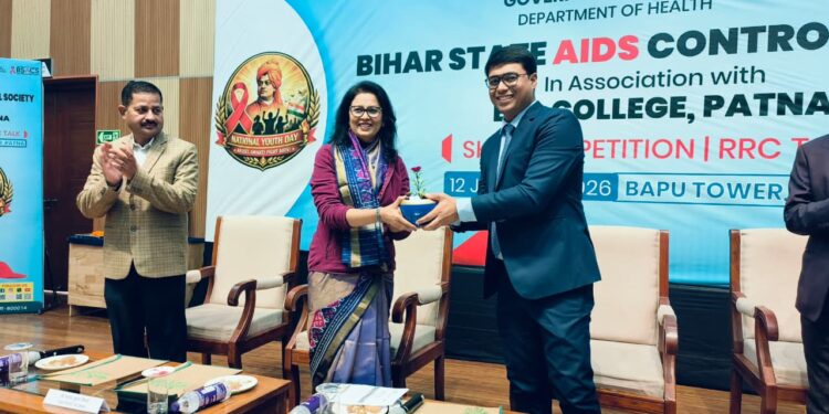 राष्ट्रीय युवा दिवस पर पटना में HIV/AIDS जागरूकता कार्यक्रम, स्किट प्रतियोगिता और RRC टॉक का आयोजन