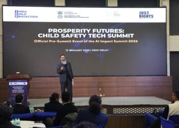 भारत में लांच हुआ बच्चों की सुरक्षा के लिए दुनिया का अपनी तरह का पहला एआई आधारित टूल ‘रक्षा’