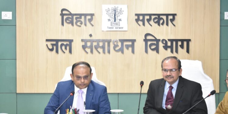 गन्ना क्षेत्रों से जल-जमाव हटाने की तैयारी तेज, प्रधान सचिव ने एक हफ्ते में सर्वे पूरा करने को कहा