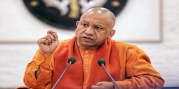 UP Budget 2026: योगी आदित्यनाथ ने पेश किया 10वां बजट, ‘नीतिगत अड़चन’ से निकलने का दावा