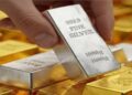 Gold Silver Today Price: रिकॉर्ड हाई के बाद ताबड़तोड़ गिरावट, चांदी ₹2.40 लाख से नीचे