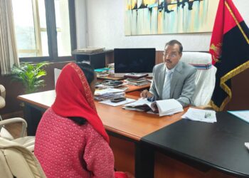 Sabka Samman Jeevan Aasan: गृह सचिव प्रणव कुमार ने की जन-सुनवाई, फरियादियों को मिला समाधान