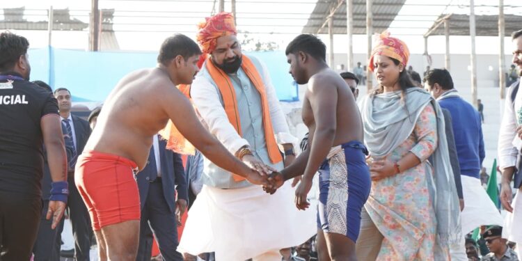 जमुई में ‘माटी का बल’ दंगल का शुभारंभ: उप मुख्यमंत्री सम्राट चौधरी ने किया उद्घाटन