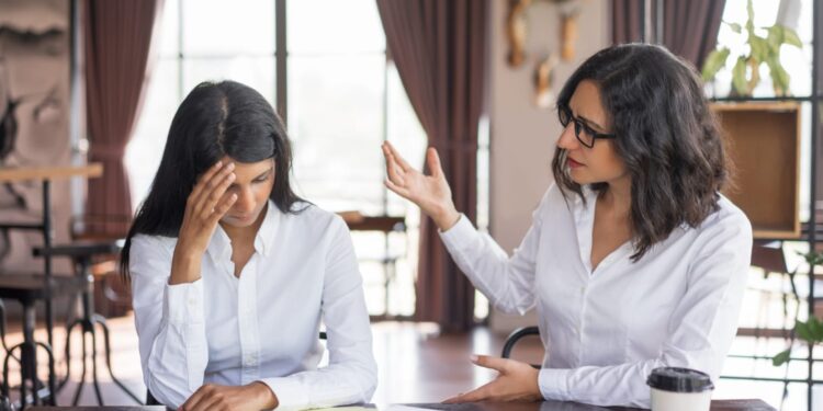 बात करते-करते अटकना: कहीं आप नर्वस तो नहीं!