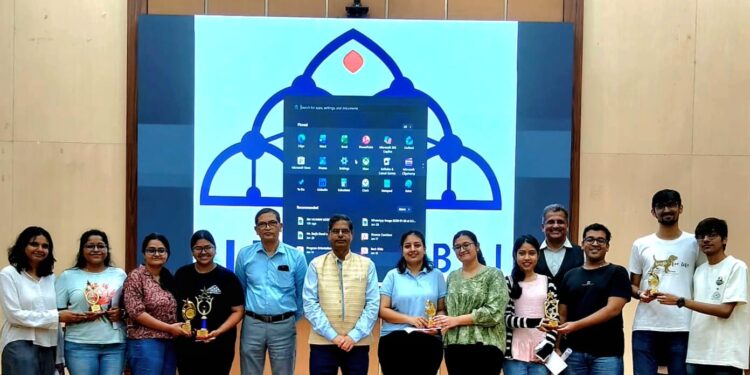 IIM मुंबई में NICE क्रॉसवर्ड और क्विज़ प्रतियोगिता, प्रगति-वृंदा की डबल जीत चर्चा में