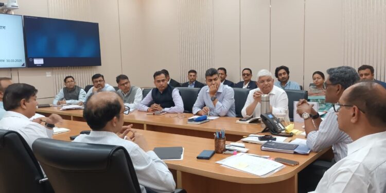 CMG की पहली बैठक में बड़ा एक्शन प्लान! जरूरी वस्तुओं की सप्लाई पर फोकस, जमाखोरी पर सख्त कार्रवाई के निर्देश