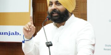 श्री अकाल तख्त साहिब पर सवाल उठाना पंथ पर सीधा हमला है, सुखबीर बादल को इसके लिए जवाबदेह ठहराया जाना चाहिए: हरजोत सिंह बैंस