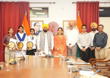 पंजाब की बेटियों ने ‘शिक्षा क्रांति’ में अग्रणी भूमिका निभाई, पंजाब स्कूल शिक्षा बोर्ड की आठवीं कक्षा के नतीजों में पहले 20 में से 19 स्थान हासिल किए: मुख्यमंत्री भगवंत सिंह मान