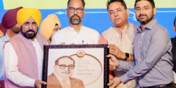 कांग्रेस और अकालियों ने गरीबों से शिक्षा छीनकर और स्कॉलरशिप का पैसा हड़पकर बाबा साहेब अंबेडकर की पीठ में छुरा घोंपा: मुख्यमंत्री भगवंत सिंह मान