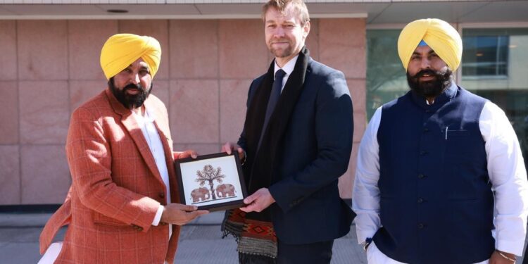 फिनलैंड की यूनिवर्सिटी ऑफ टुर्कू के साथ पंजाब की साझेदारी वैश्विक शिक्षण तकनीकों को पंजाब के क्लासरूम तक पहुंचाने में मददगार : मुख्यमंत्री भगवंत सिंह मान