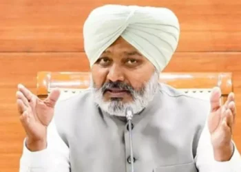 पंजाब सरकार से बातचीत के बाद सफाई कर्मचारियों ने वापस ली हड़ताल : हरपाल चीमा