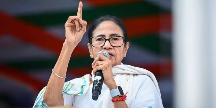 हार के बाद TMC में अंदरूनी कलह: निलंबित नेता ने नेतृत्व पर उठाए सवाल, बताए शिकस्त के पीछे के कारण