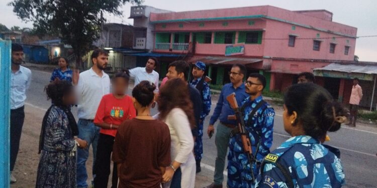 सारण पुलिस और AHTU की संयुक्त कार्रवाई: 15 से 17 साल की बच्चियों से कराया जा रहा था डांस, 13 ठिकानों से 21 रेस्क्यू