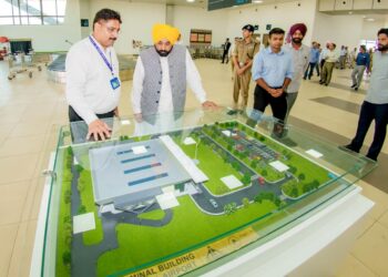 हलवारा हवाई अड्डे का नाम शहीद करतार सिंह सराभा के नाम पर हो : भगवंत सिंह मान