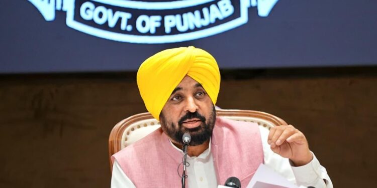JEE Advanced Result 2026: पंजाब के 59 सरकारी स्कूली छात्रों ने पास की JEE Advanced परीक्षा, ‘शिक्षा क्रांति’ से टूटे महंगे कोचिंग के भ्रम