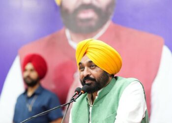 ‘मिशन रोजगार’ जारी रखते हुए मुख्यमंत्री भगवंत सिंह मान ने 355 और युवाओं को सौंपे नियुक्ति पत्र; कहा, पंजाब में सरकारी नौकरियों के लिए सिर्फ योग्यता ही एकमात्र मापदंड