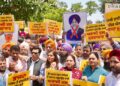 मुख्यमंत्री भगवंत सिंह मान को निशाना बनाने वाली फर्जी वीडियो फैलाकर अकाली दल की पंथ विरोधी और पंजाब विरोधी गतिविधियों के खिलाफ आप ने प्रदेश स्तरीय प्रदर्शन किया