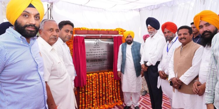 मुख्यमंत्री भगवंत सिंह मान ने समाना में खेल स्टेडियम की आधारशिला रखी; नशे के खिलाफ खेलों को सबसे प्रभावी हथियार बताया