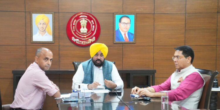 पंजाब की जवानी को बचाना हमारी सर्वोच्च प्राथमिकता; मुख्यमंत्री भगवंत सिंह मान ने डीसीज़ और एसएसपीज़ को ‘युद्ध नशियां विरुद्ध’ अभियान को और तेज करने के निर्देश दिए